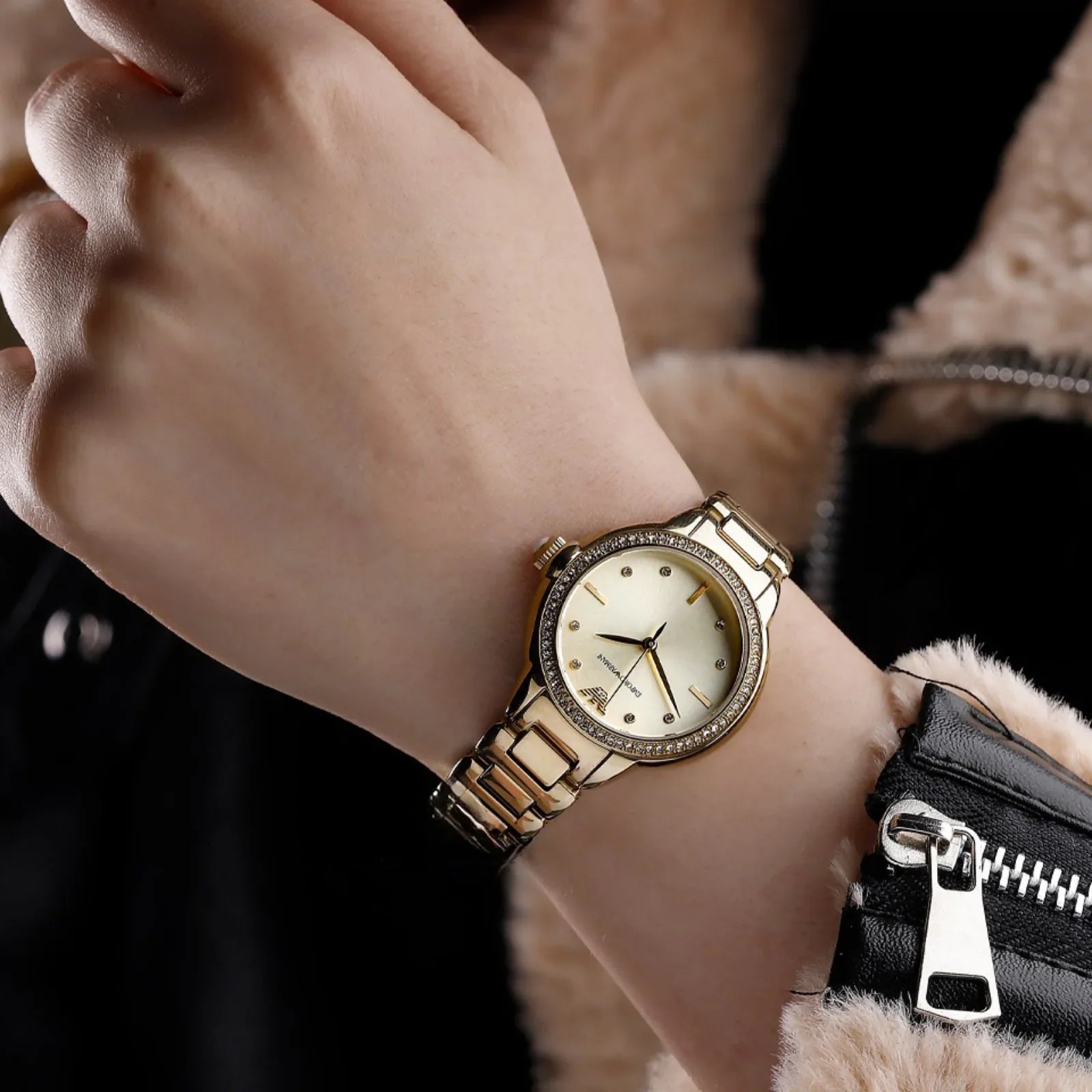 Montre emporio Armani Pour Femmes, AR11609