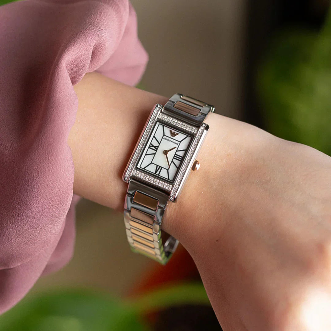 Montre Emporio Armani pour femme AR11626