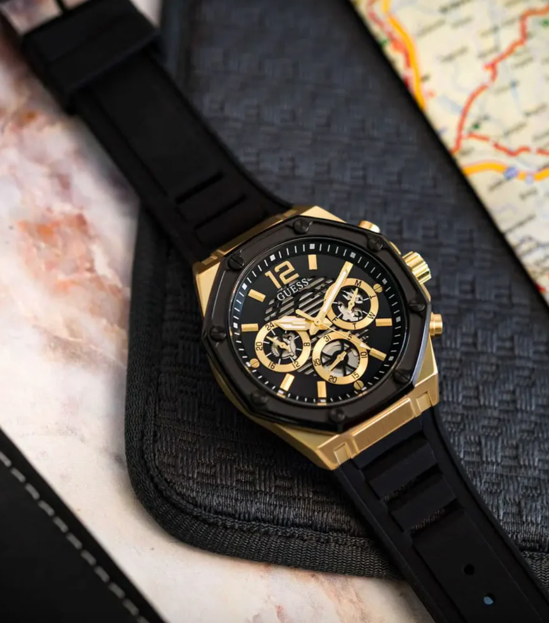 Montre Guess Momentum Pour Homme - GW0263G1