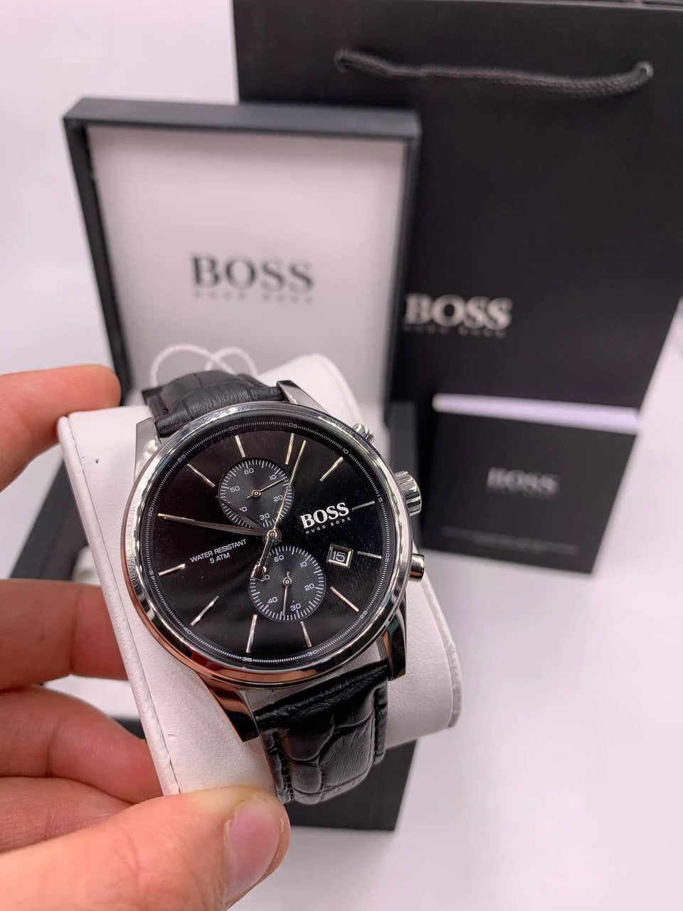 Montre hugo boss pour homme, 1513279