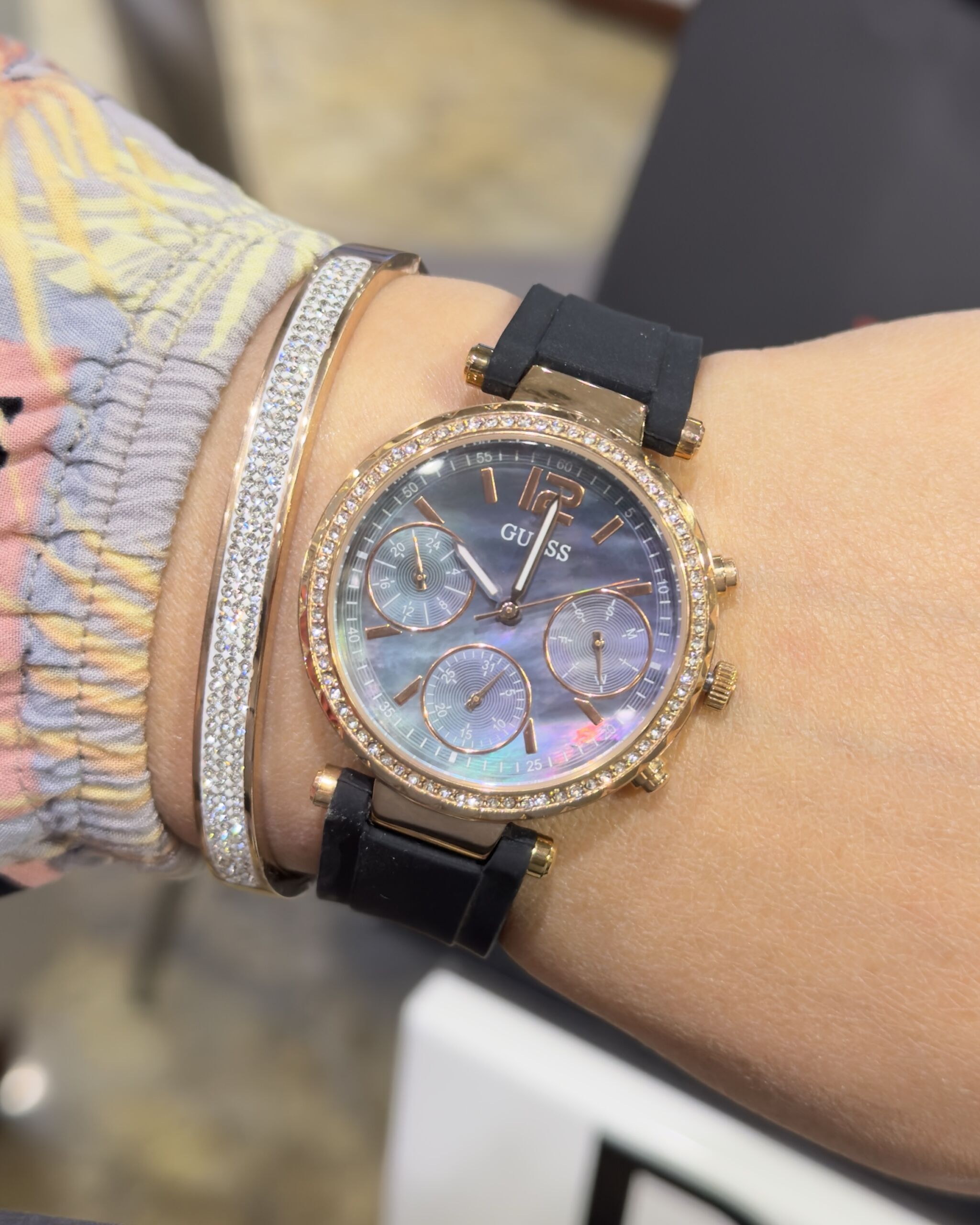 Montre GUESS Solstice Sport pour femme GW0113L2